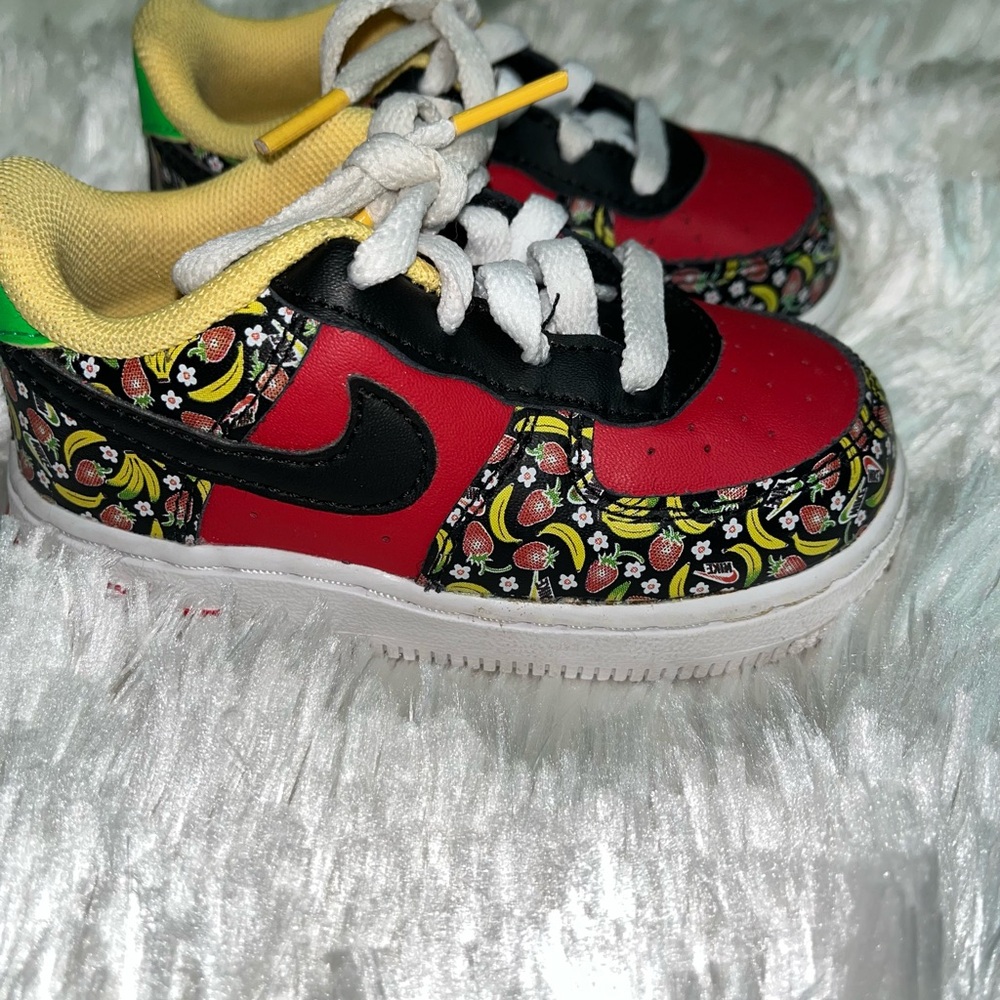 Size 6C Nike Strawberry and Banana shoes